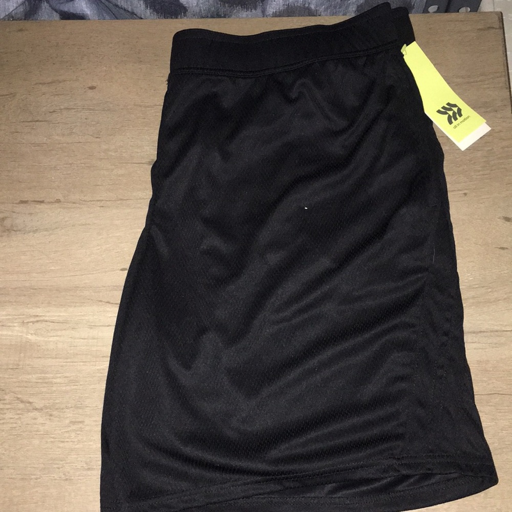 Men Shorts XXL 9”